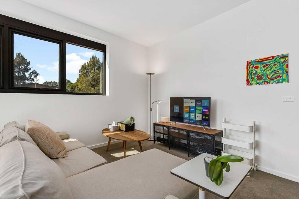 Villa Modern Art And Private Entrance & Plenty Free Parking Camberra Exterior foto