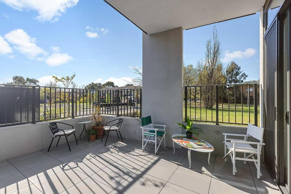 Villa Modern Art And Private Entrance & Plenty Free Parking Camberra Exterior foto