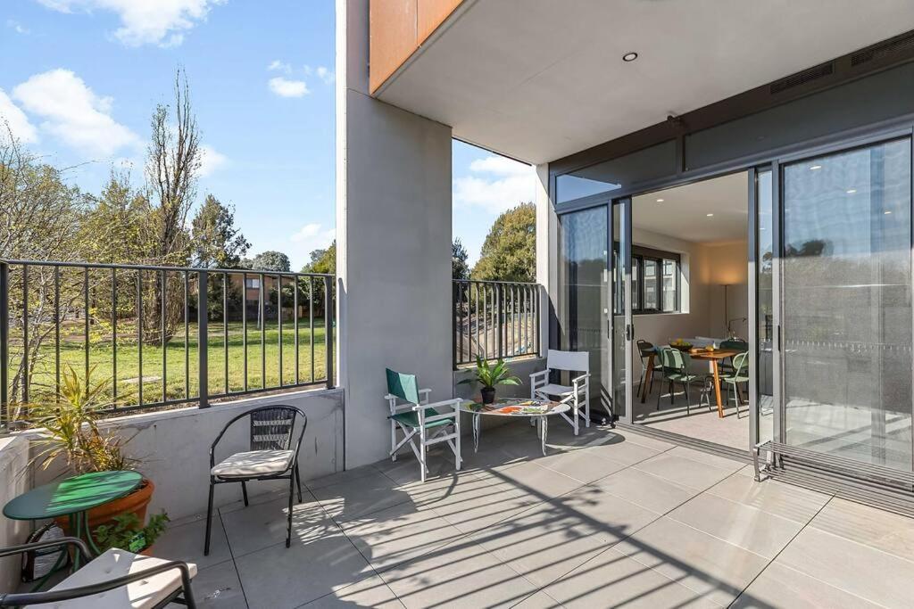 Villa Modern Art And Private Entrance & Plenty Free Parking Camberra Exterior foto
